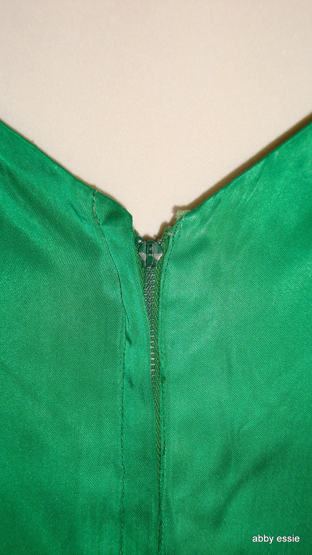 Green Silk 1950s Vintage Party Dress Rosettes Abby Essie