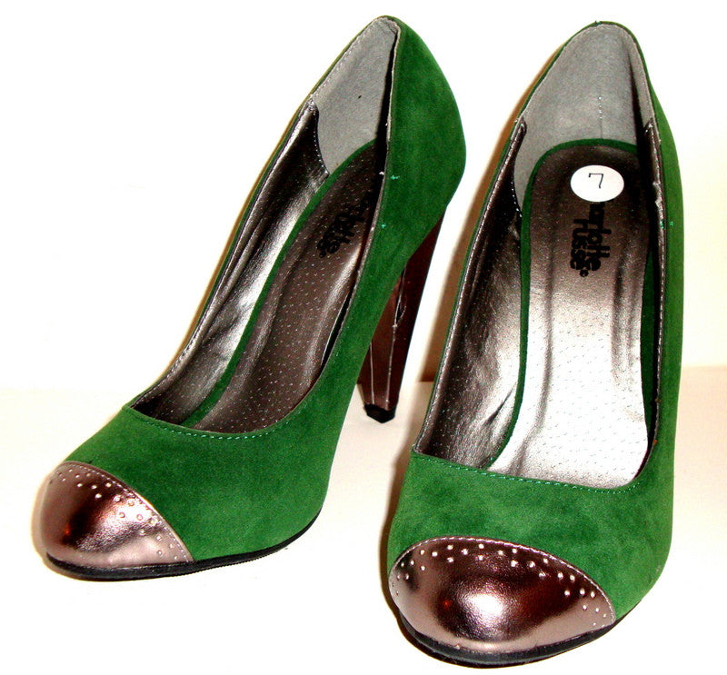Green Velvet / Suede High Heel Pumps W/ Pewter Tip & Heel Sz 7 – Shoes Pumps Abby Essie