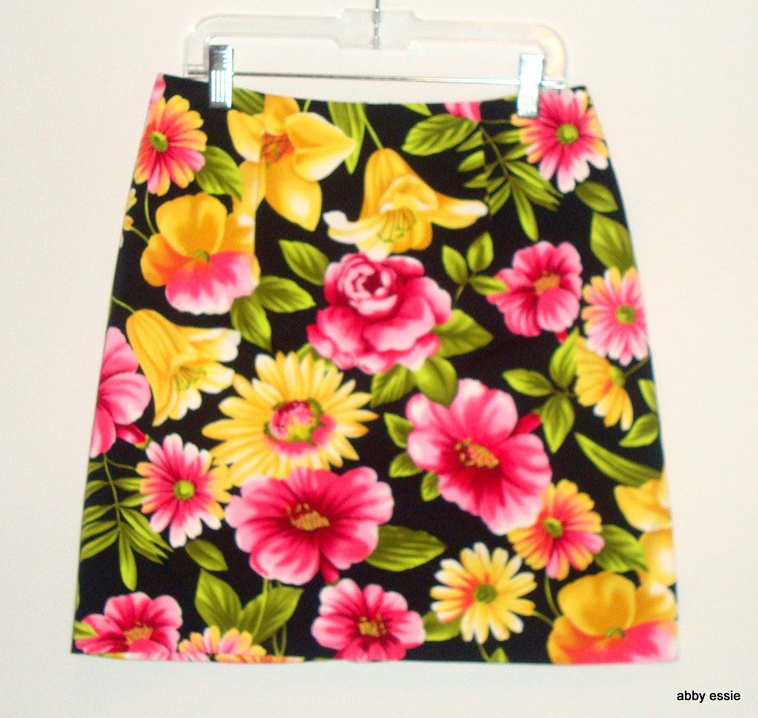 Floral BLack Pink Yellow STRETCH Mini SKIRT SZ 6P