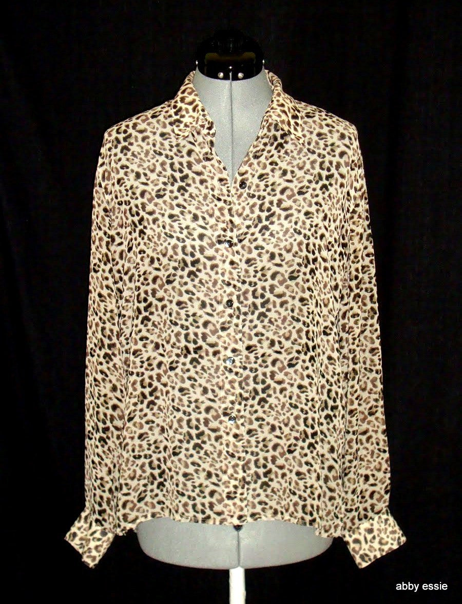 Liz Claiborne Lizsport  Beige Tan Brown Cheetah Animal Sheer Silky Blouse 10