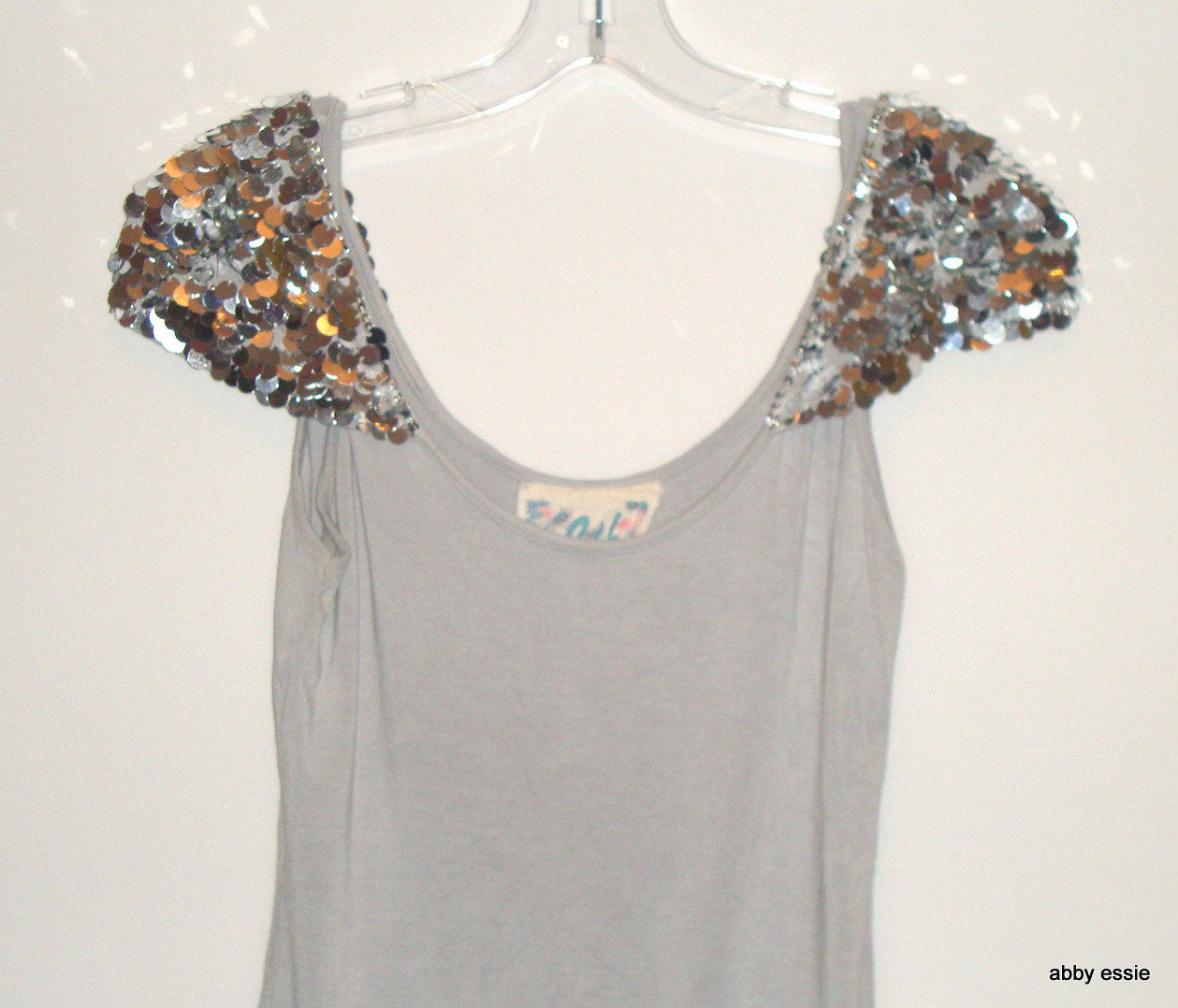 Faith Gray Sequin Shoulder Knit Stretch Cocktail Club Casual Tank Small Lt-2736 Abby Essie