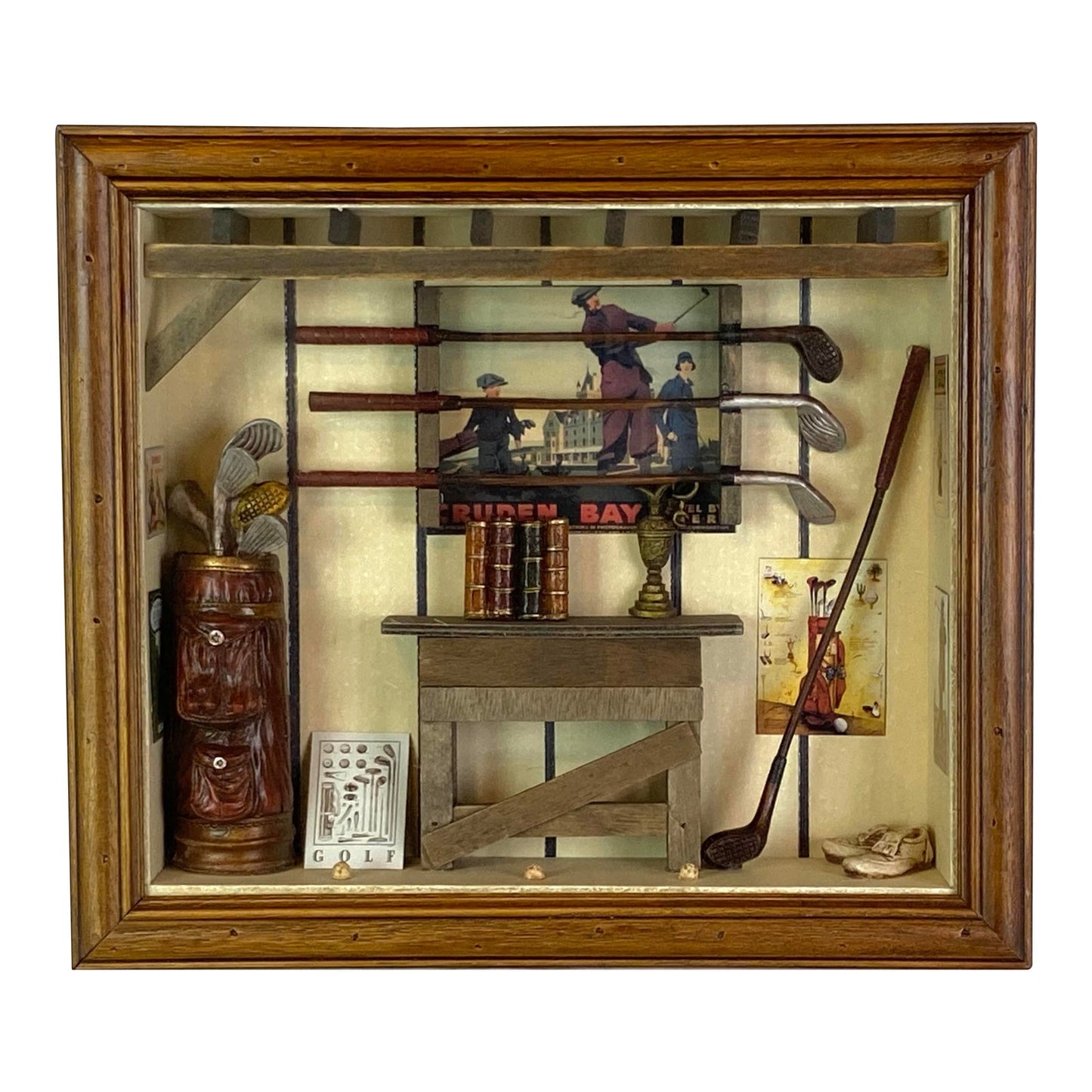 [SOLD] Golf Miniature Wood Shadowbox