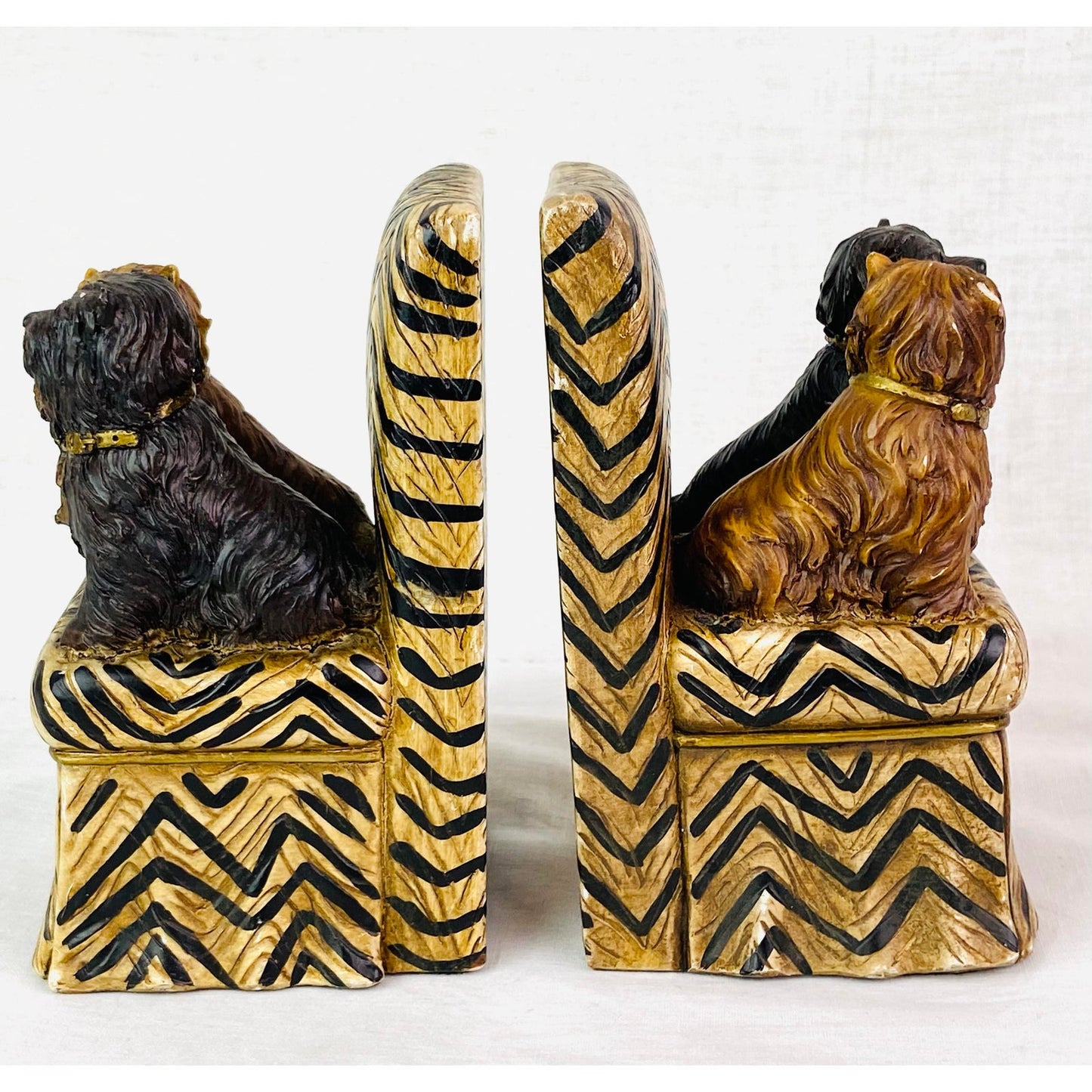 [SOLD] Hand Painted Porcelain Ceramic Dog Bookends – Set of 2
