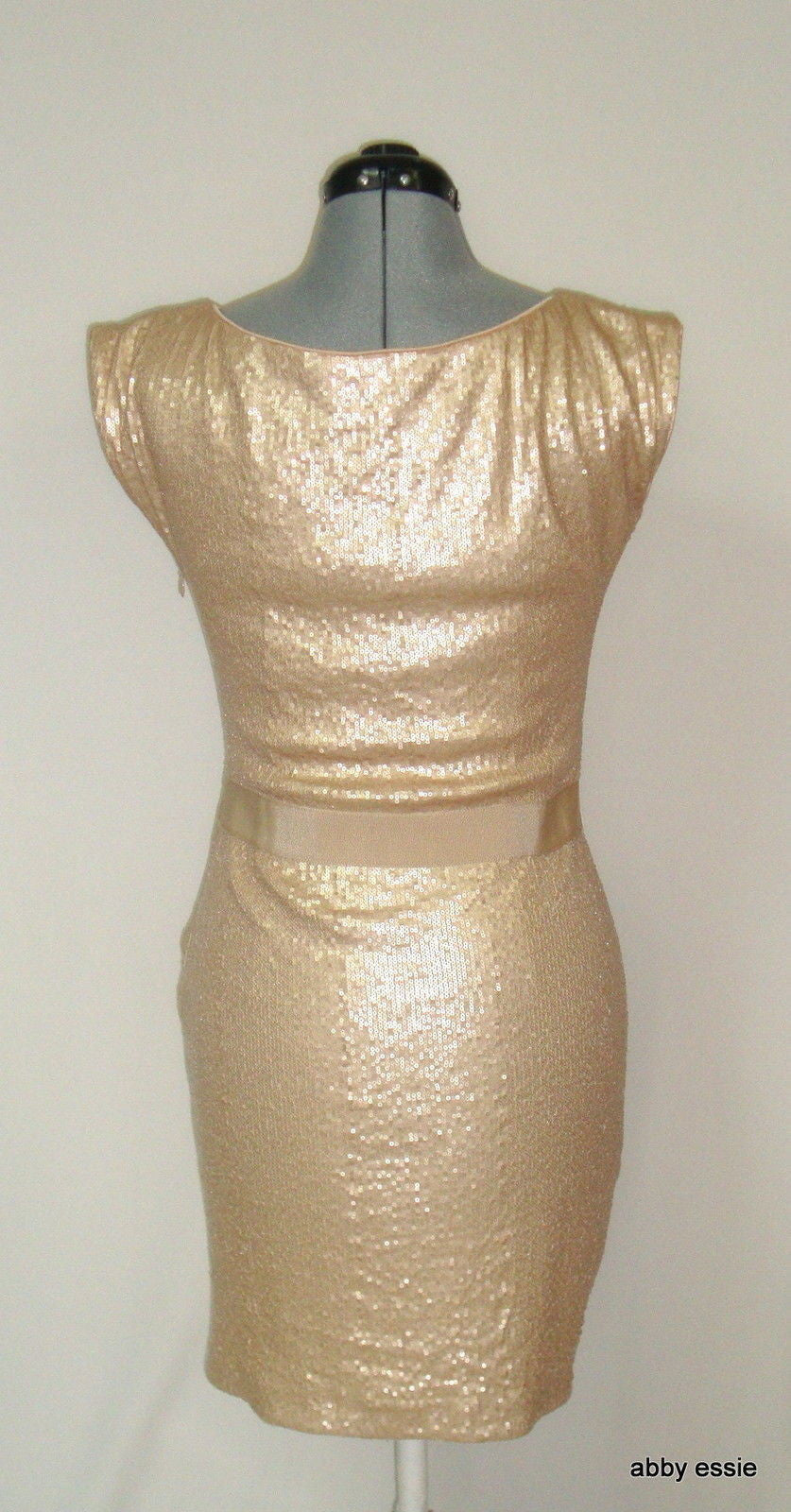 NWT LAUNDRY Shelli Segal Cream Nude Sequin Stretch Cocktail Formal Dress