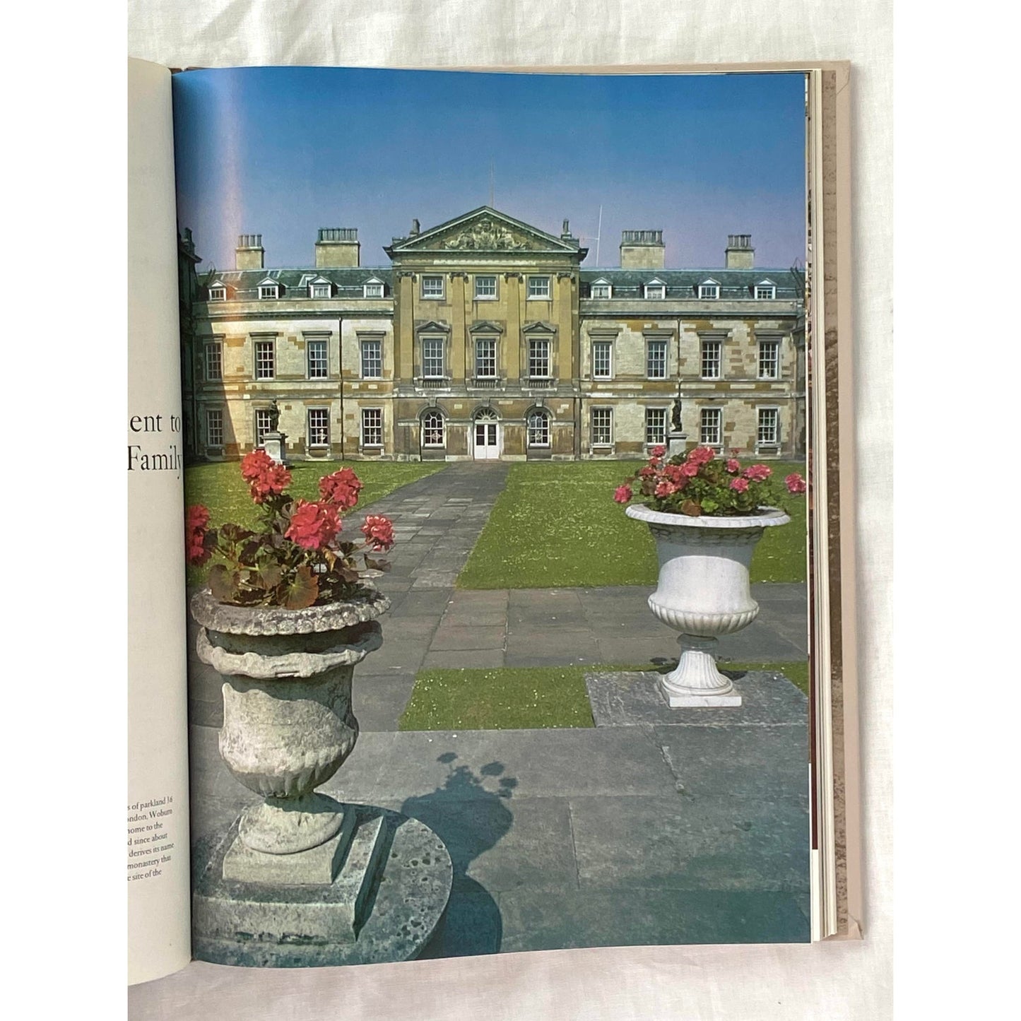 [ONLY 1 LEFT] Vintage “The World of Gainsborough” Art Book